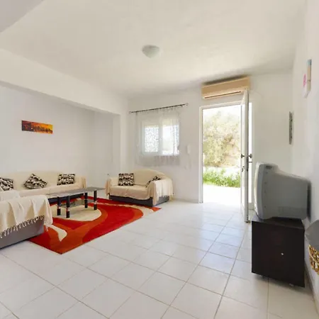 Paradise Apartment *